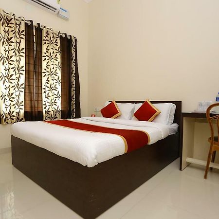 Oyo 9118 Saravana Inn Thiruvananthapuram Exterior photo