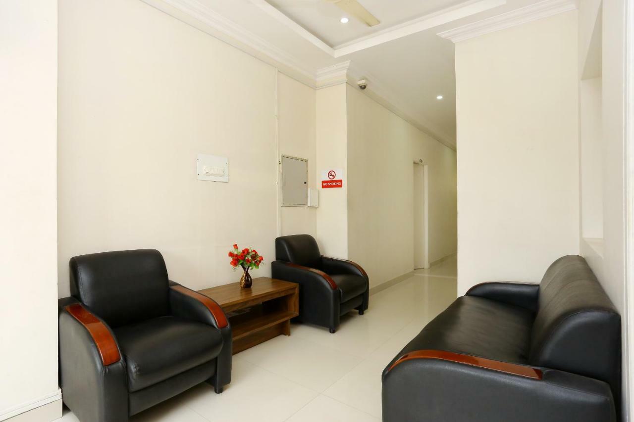 Oyo 9118 Saravana Inn Thiruvananthapuram Exterior photo